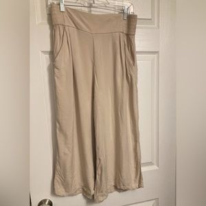 Linen Wide Leg Capris